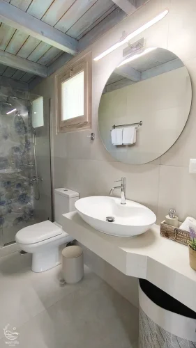 Muses-Villas-Finikounda-Erato-Bathroom-2